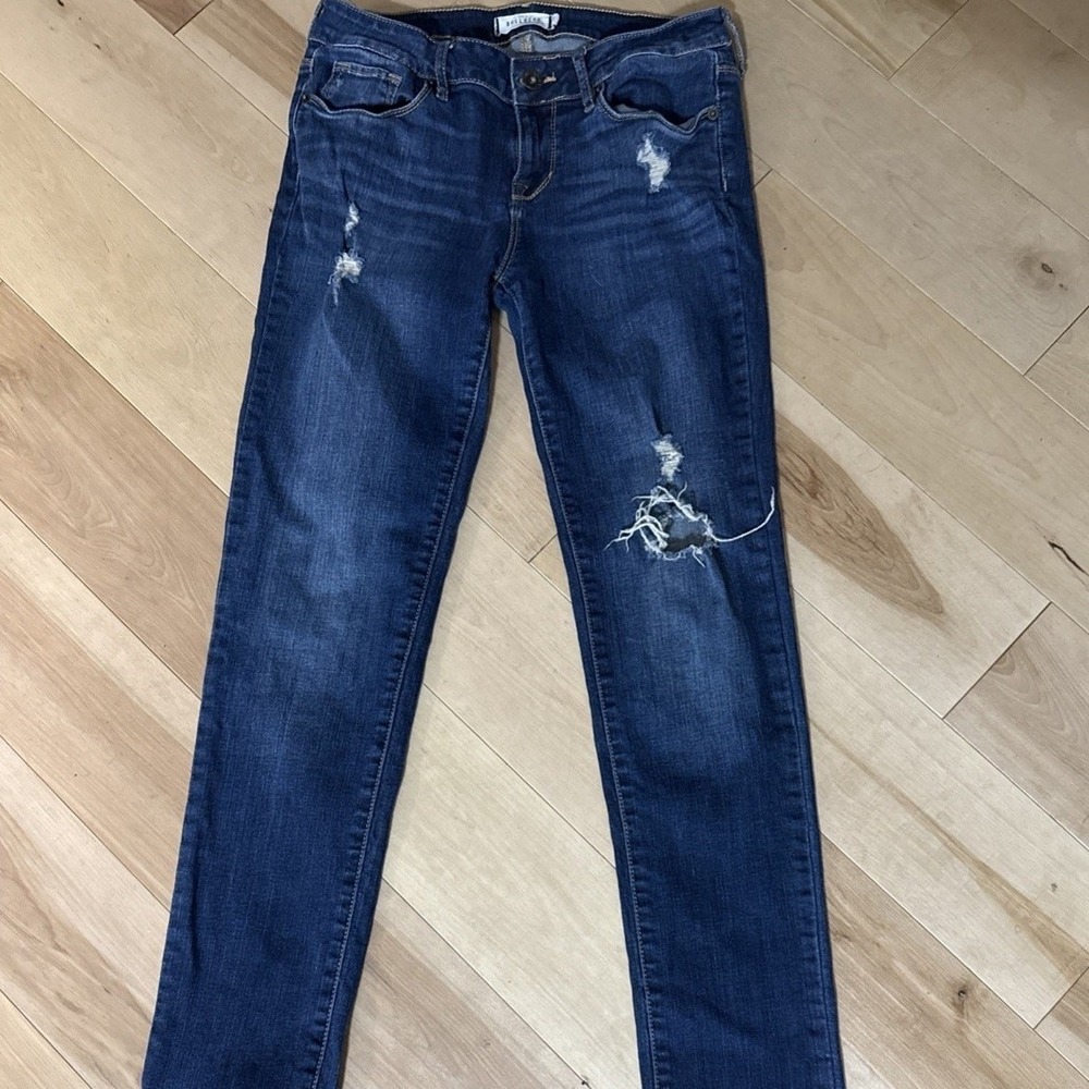 Bullhead Black Skinny Women's Size 9 Distressed Jeans
